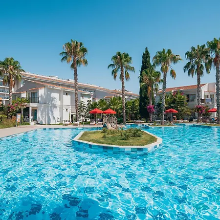 Selectum Family Comfort Side 5* Kizilagac (Manavgat)