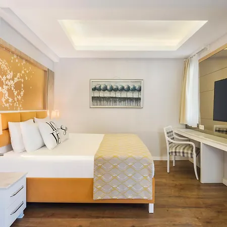 Selectum Family Comfort Side Kizilagac (Manavgat)