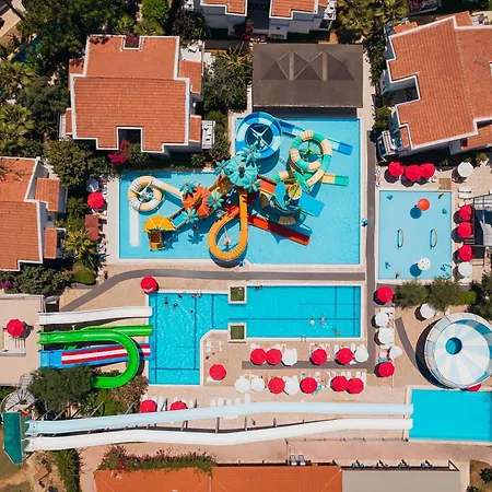 Üdülőközpont Selectum Family Comfort Side Kizilagac