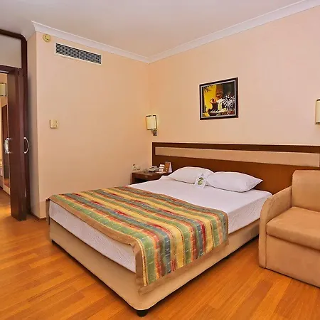 Selectum Family Comfort Side Resort Kizilagac (Manavgat)