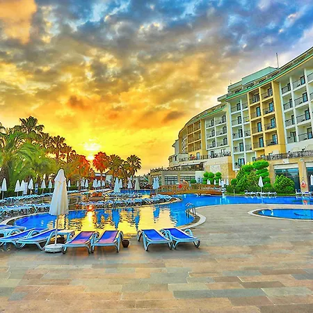 Selectum Family Comfort Side 5* Kizilagac (Manavgat)