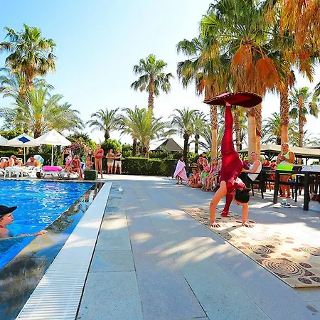 Resort Selectum Family Comfort Side Kizilagac (Manavgat)