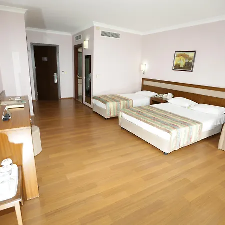 Selectum Family Comfort Side Kizilagac (Manavgat)