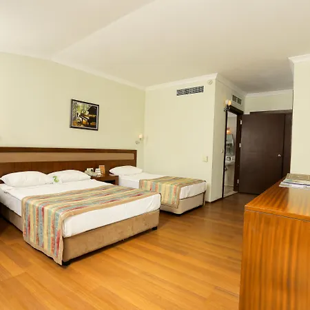 Selectum Family Comfort Side Kizilagac (Manavgat)