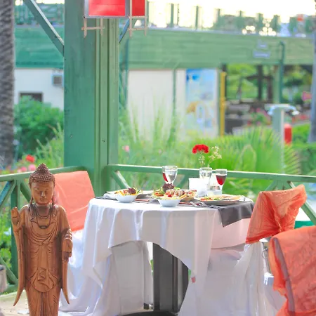 Selectum Family Comfort Side 5* Kizilagac (Manavgat)