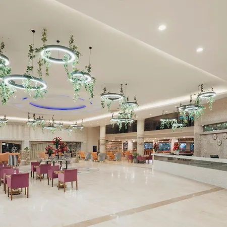 Resort Selectum Family Comfort Side Kizilagac (Manavgat)