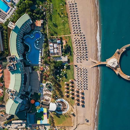 Selectum Family Comfort Side 5* Kizilagac (Manavgat)