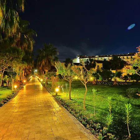 Selectum Family Comfort Side 度假村 5*